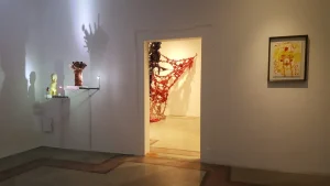 Ama burada sözlere yer yok — Renk Ver Bana